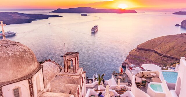 Cap on cruise ship visits to popular Greek islands proposed to tackle overtourism