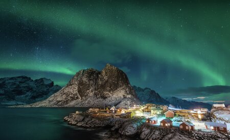 Hurtigruten to continue its 'Northern Lights Promise' to cruisers