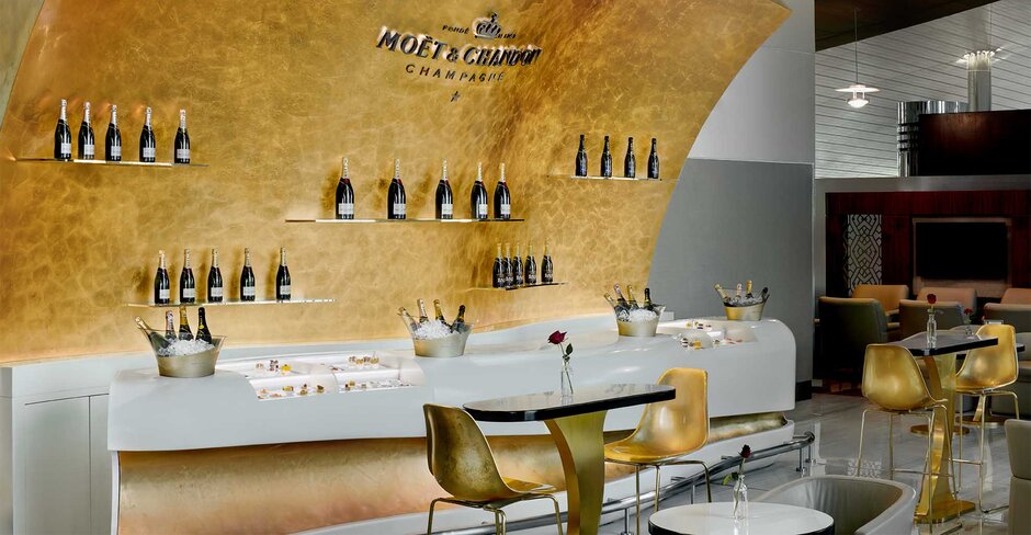 Emirates launches Moët & Chandon Champagne and Canapés menu