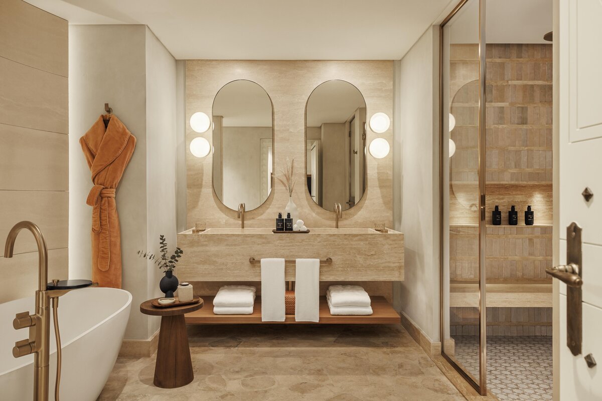 Jumeirah Beach Hotel, Al Bahar Villas, master bathroom