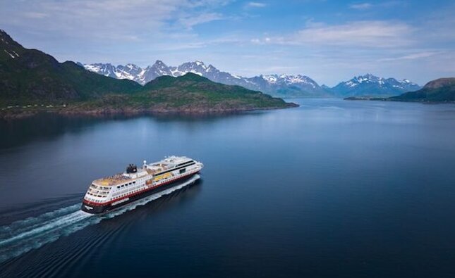 Hurtigruten releases wave discounts