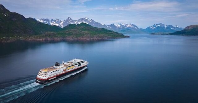 Hurtigruten releases wave discounts