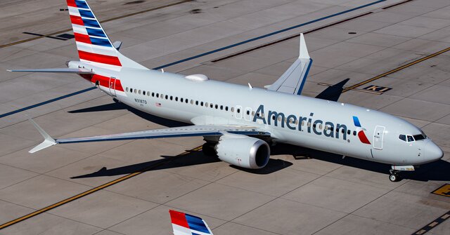 American Airlines grounds all flights on Christmas Eve