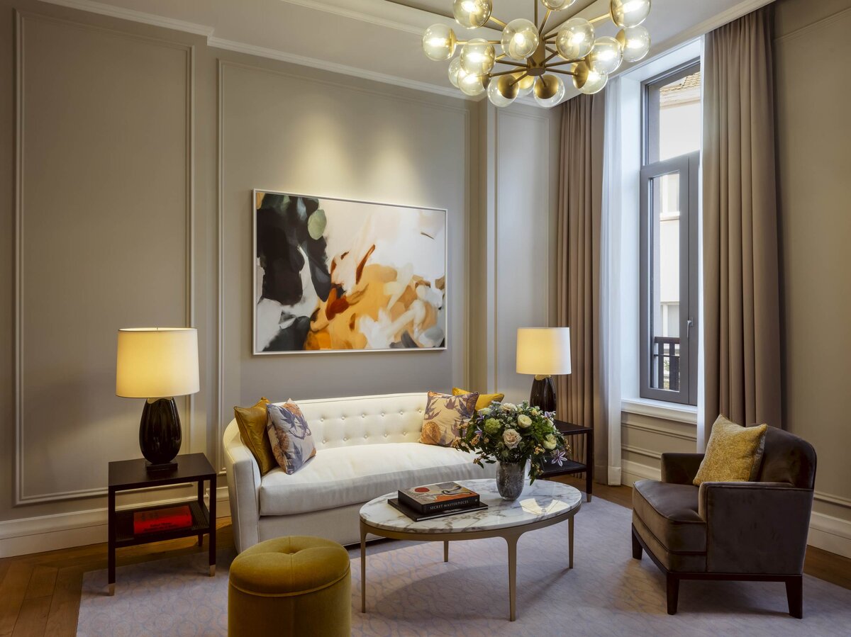 Corinthia Brussels, Superior Suite living area