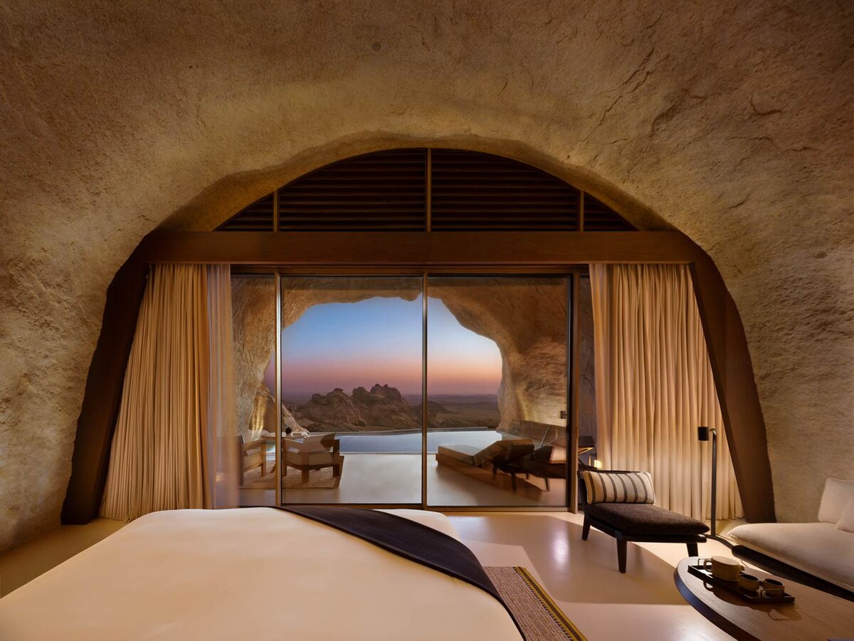 Desert Rock Resort, Saudi Arabia, Mountain Cave Suite