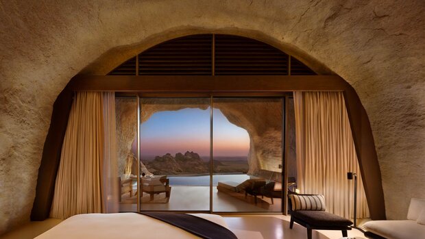 Desert Rock Resort, Saudi Arabia, Mountain Cave Suite