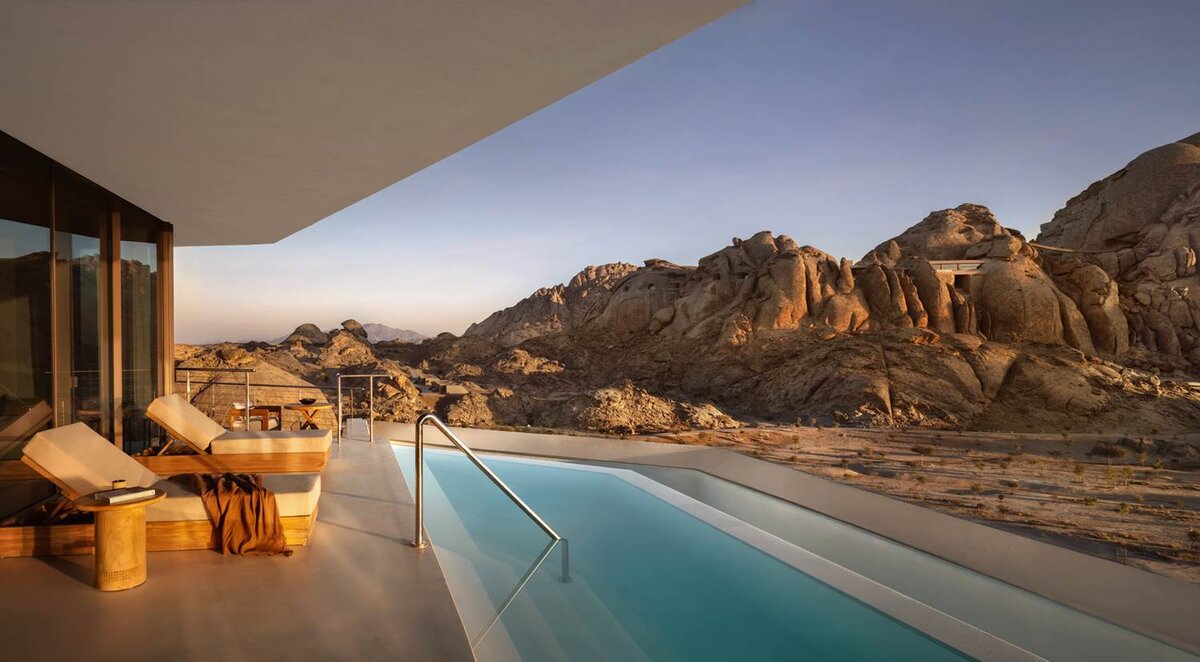 Desert Rock Resort, Saudi Arabia, Villa pool