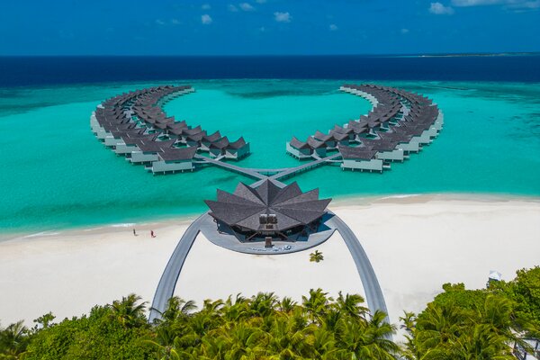 Ennismore takes Mondrian brand to the Maldives