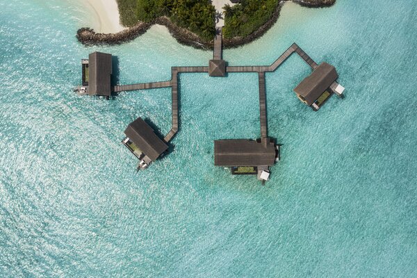 Hotel Review: One&Only Reethi Rah, the Maldives