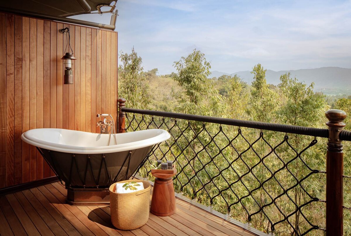 Anantara Golden Triangle resort, Mekong Explorer Tent outdoor tub