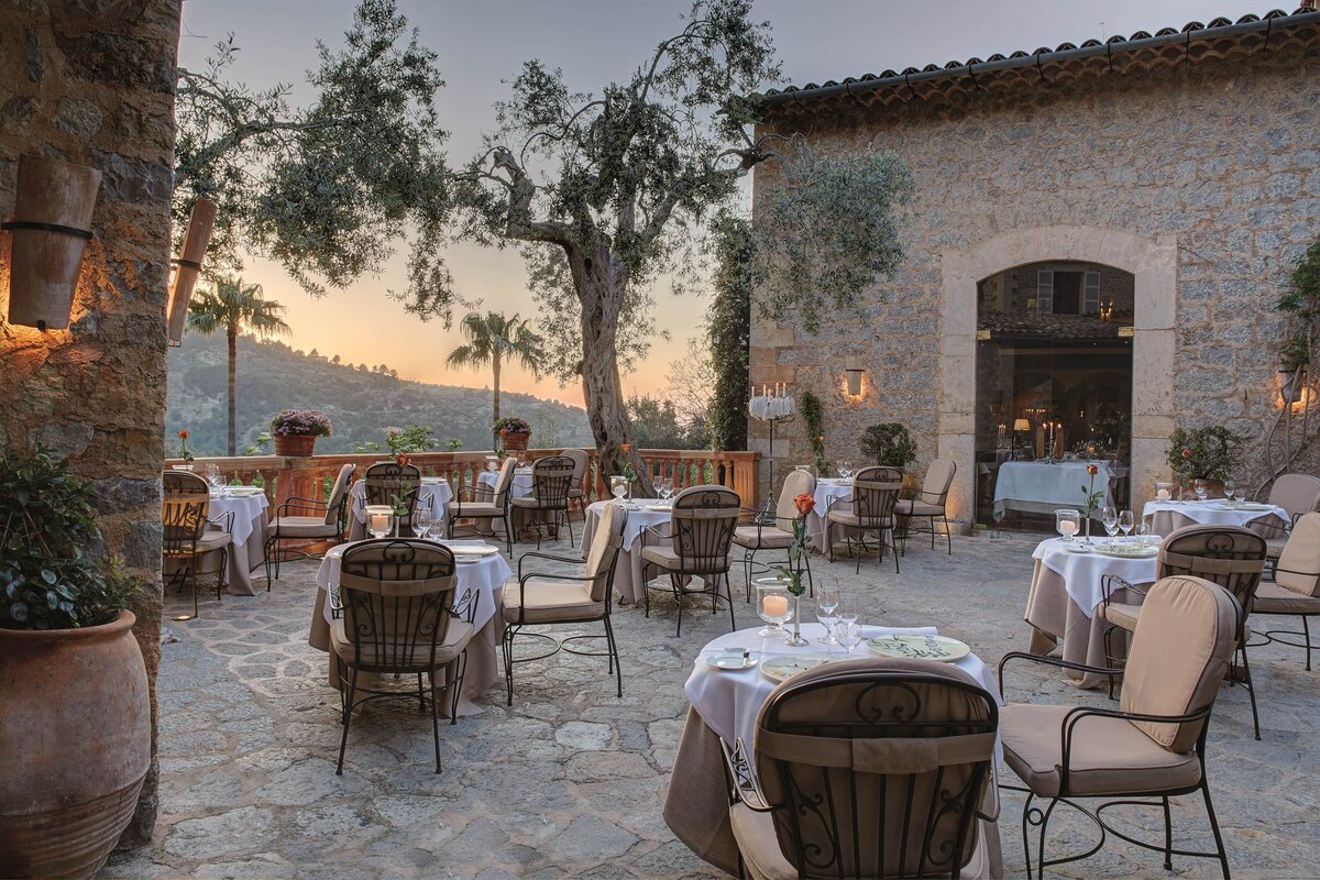 Villa Robert Graves, La Residencia, Mallorca, hotel restaurant