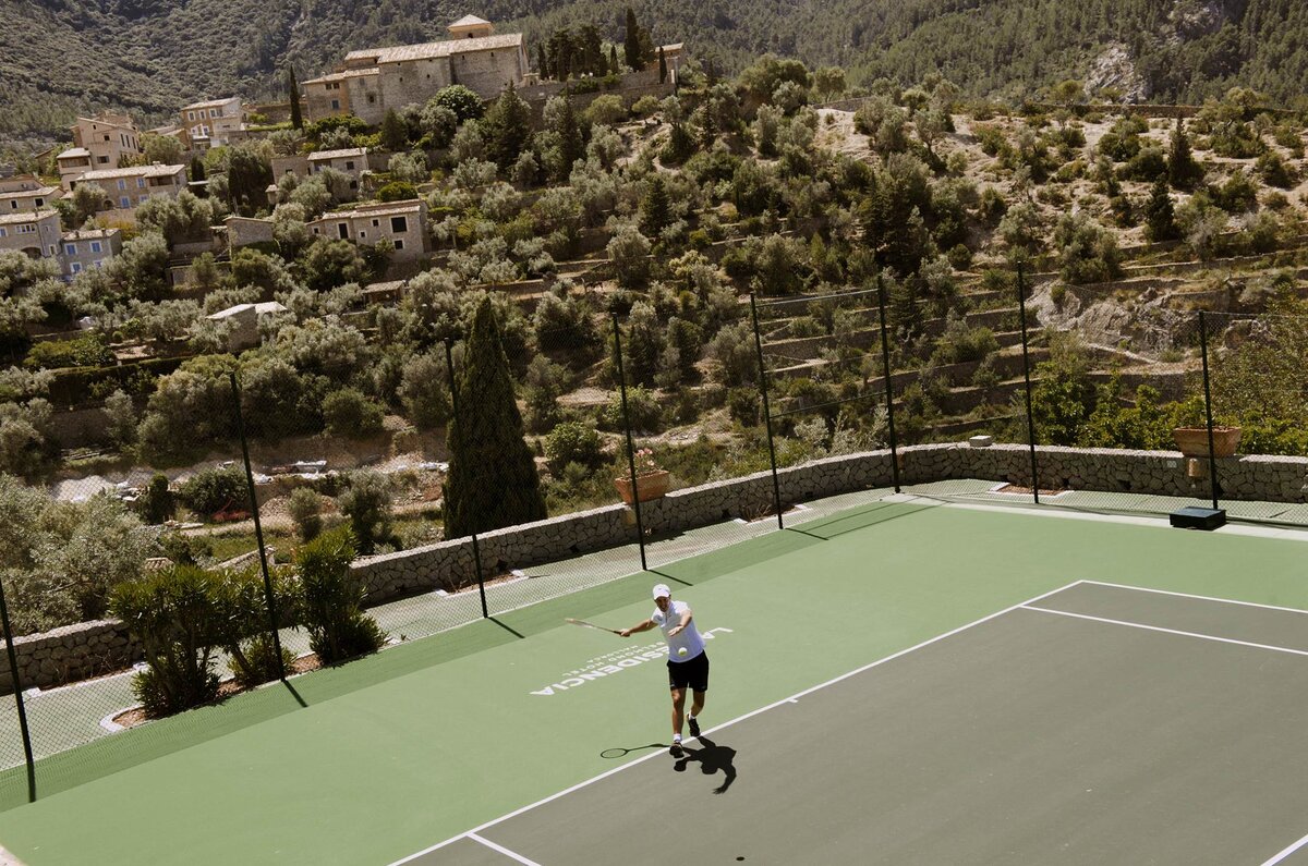 Villa Robert Graves, La Residencia, Mallorca, tennis court