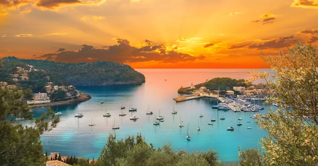 Expedia report unveils money-saving travel hacks