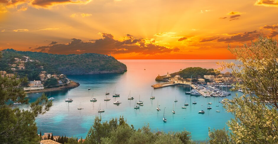 Expedia report unveils money-saving travel hacks