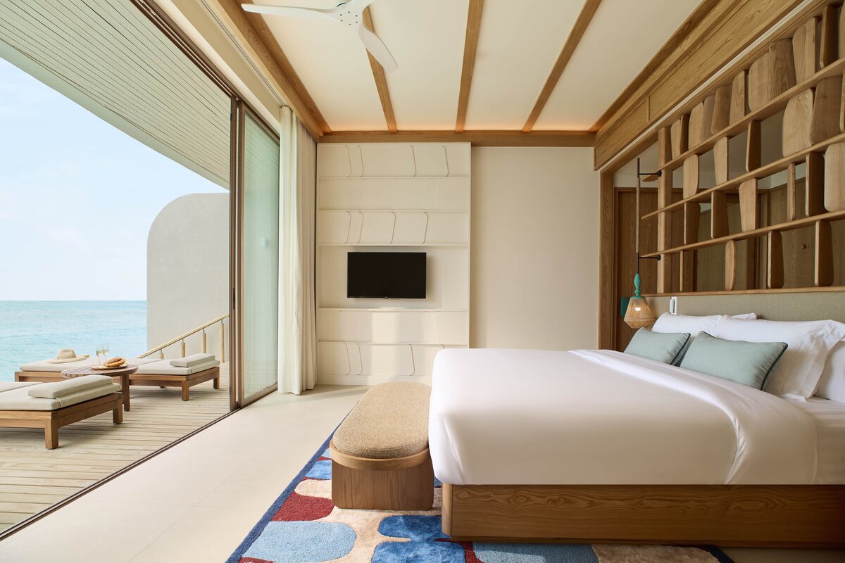 Centara Grand Lagoon Maldives, Overwater Villa