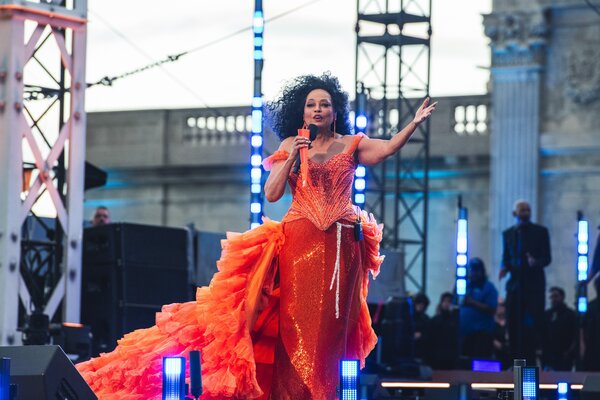 Diana Ross named godmother of Royal Caribbean’s Star of the Seas