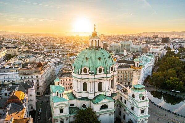 Saudia airline launches Riyadh-Vienna service