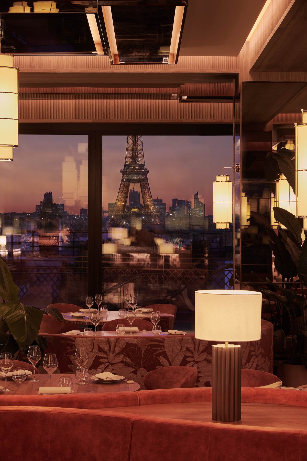 Sax Paris, Kinugawa restaurant view