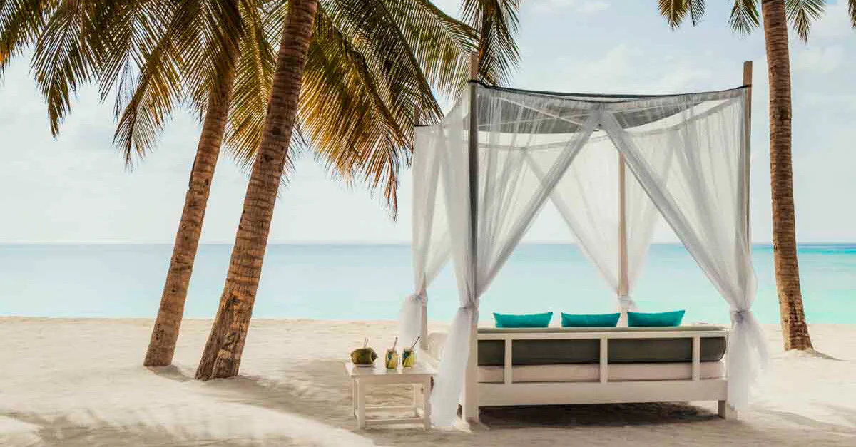 One&Only Reethi Rah, Cabana Beach Club