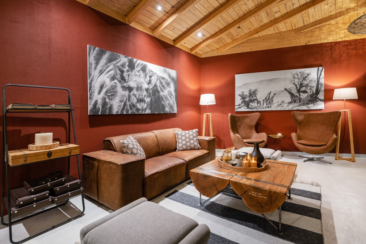 Onduli Ridge, lounge