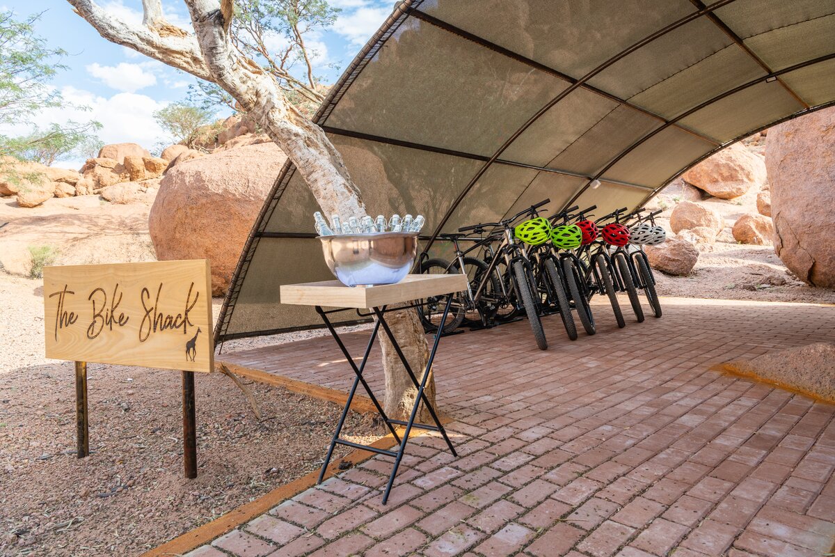 Onduli Ridge, bike shack
