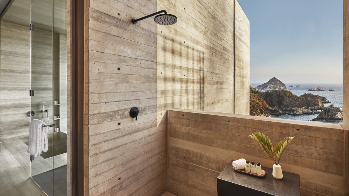 Four Seasons Resort Tamarindo, guest room outdoor shower