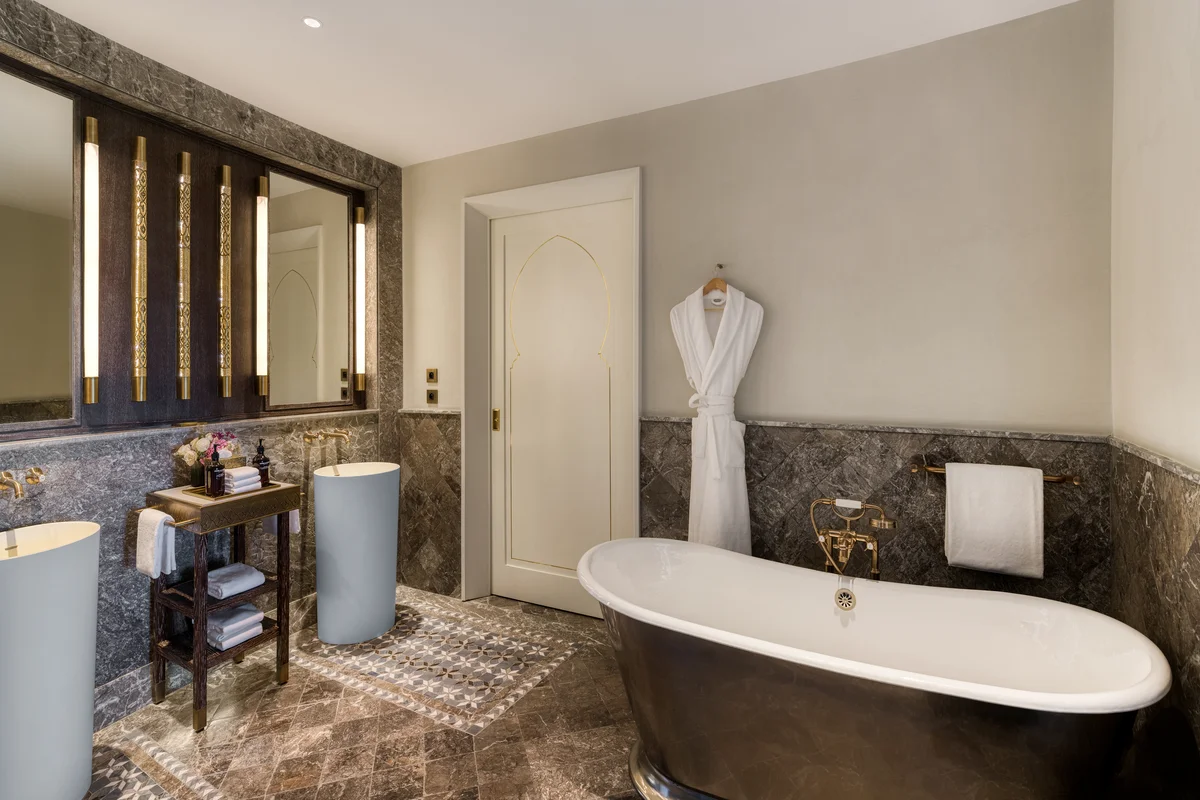 Fairmont Tazi Palace Tangier, guest room bathroom