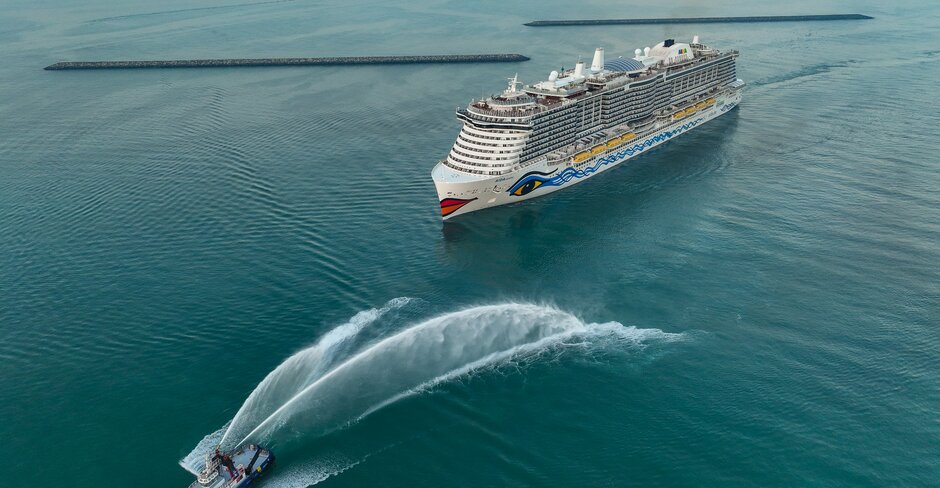 دبي هاربور يستقبل الركاب الأوائل لموسم الرحلات البحرية 2022/2013