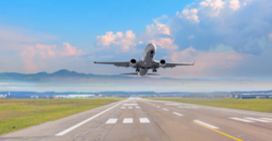 الطلب على الرحلات الجوية يشهد زيادة بنسبة 55 % على أساس سنوي