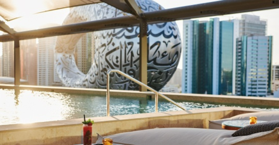 طيران الإمارات تقدم للمسافرين إقامات فندقية مجانية في دبي