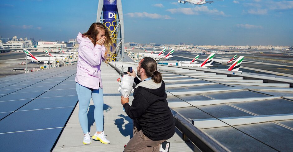World's first airport rooftop proposal takes place in Dubai